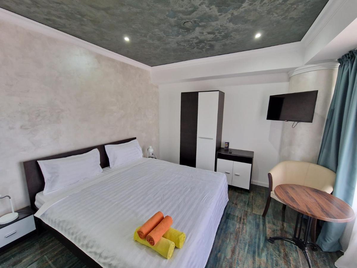 Kpm Downtown Apartments Bucureşti Ngoại thất bức ảnh